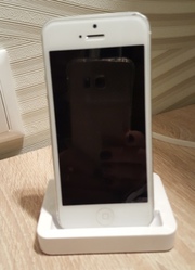Apple iPhone 5 (16Gb)
